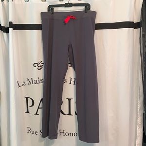 FIGS SCRUB PANTS SIZE LARGE PO#1873